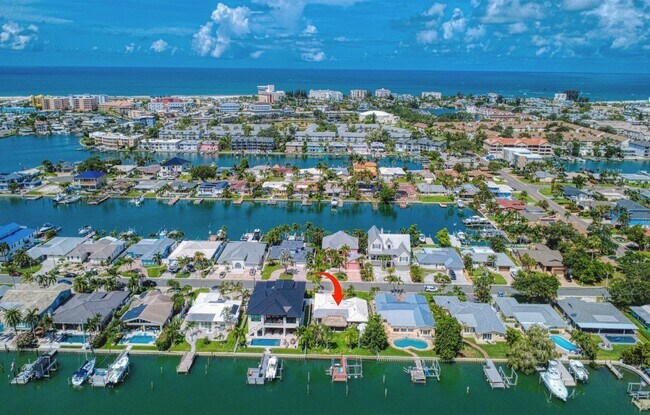 Building Photo - Treasure Island Three Bedroom, Two Bath Furnished Single Family Home on the water.