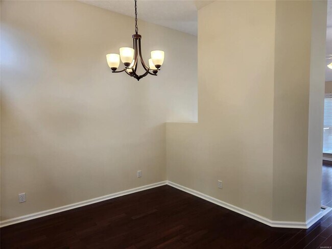 Building Photo - 742 Ryefield Ct