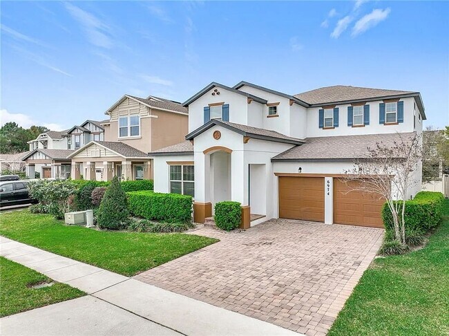 Primary Photo - Spacious 5 Bedroom 4 Bathroom Home in Wind...