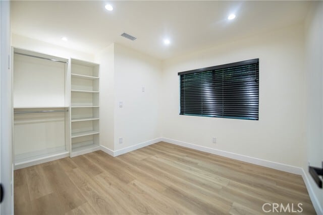 Building Photo - 7760 Independence Ave