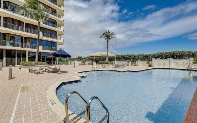 Building Photo - 800 Ocean Dr