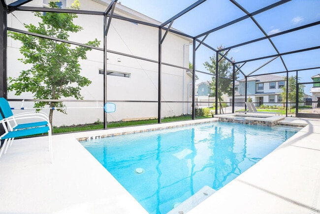 Building Photo - 2567 Shanti Dr