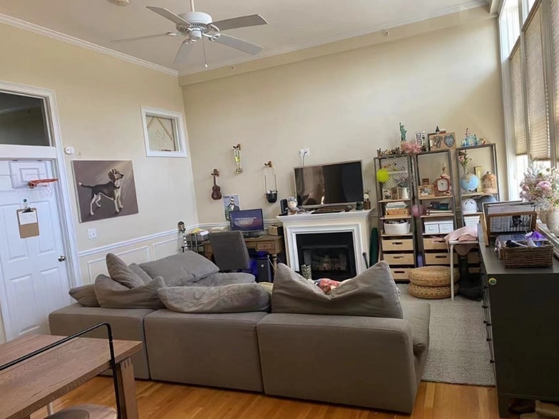 Building Photo - 349 Fulton St