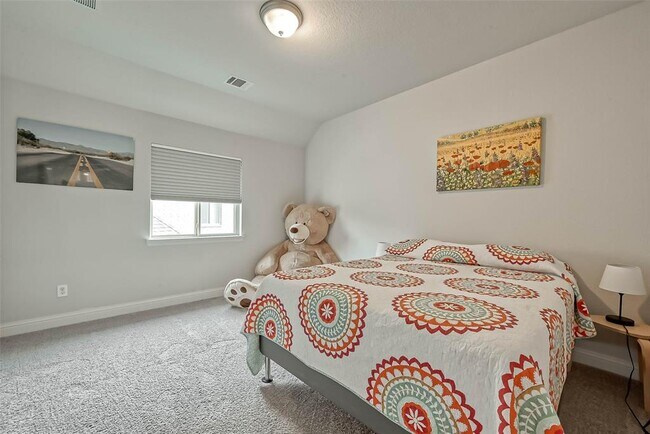 Building Photo - 13306 Stoneleigh Terrace Dr