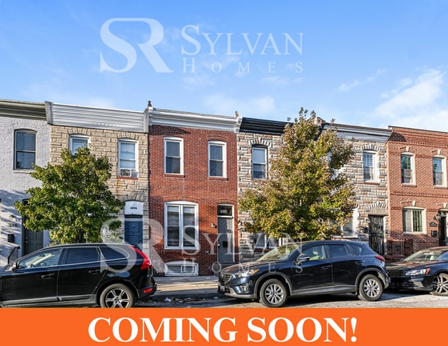 Primary Photo - Charming & Modern 3 BR, 2 BA Townhome