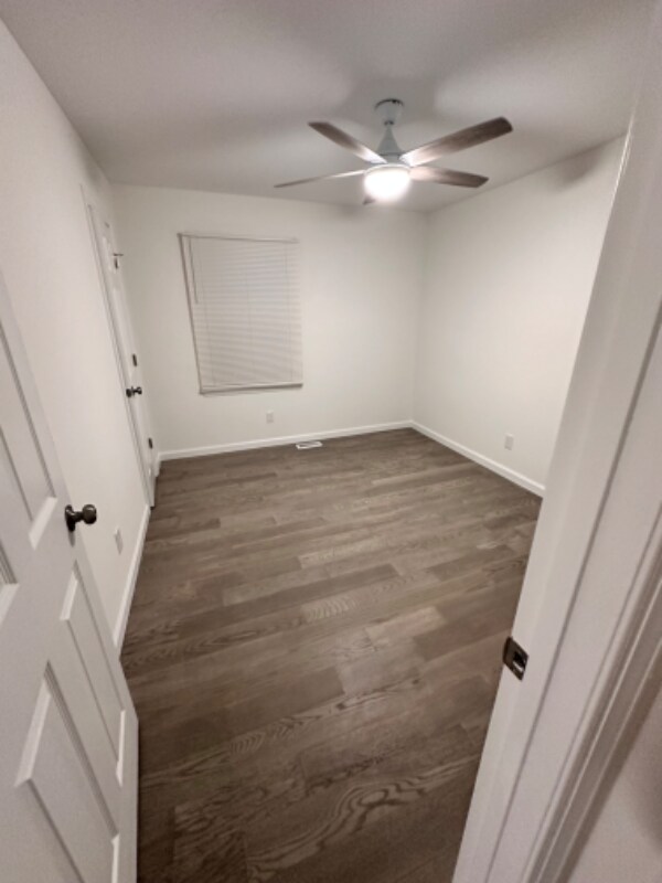 Building Photo - 548 Starling Way