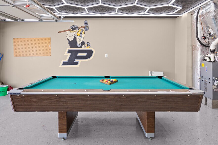 Building Photo - 25 Kettle Ct