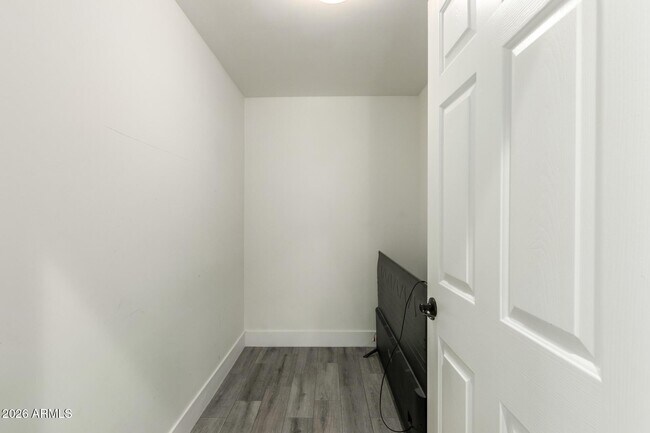 Building Photo - 11430 N 16th St