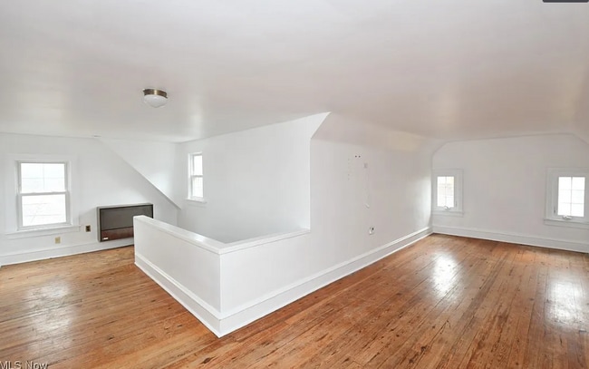 Building Photo - 3133 Albion Rd