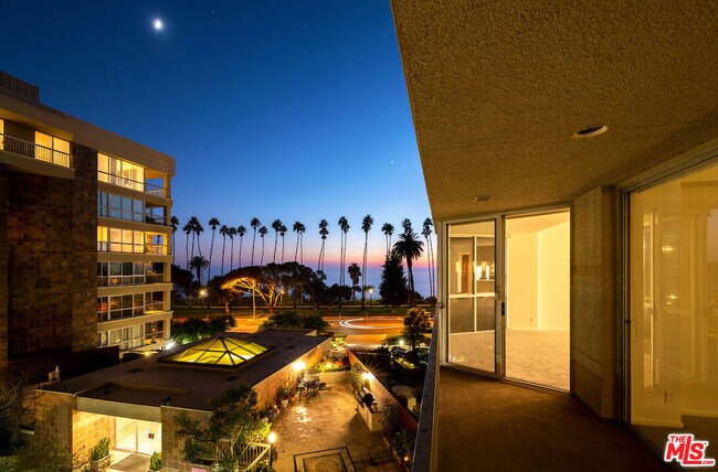 Building Photo - 515 Ocean Ave