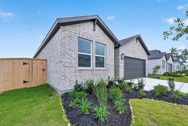 Building Photo - 9730 Westminster Mnr Dr