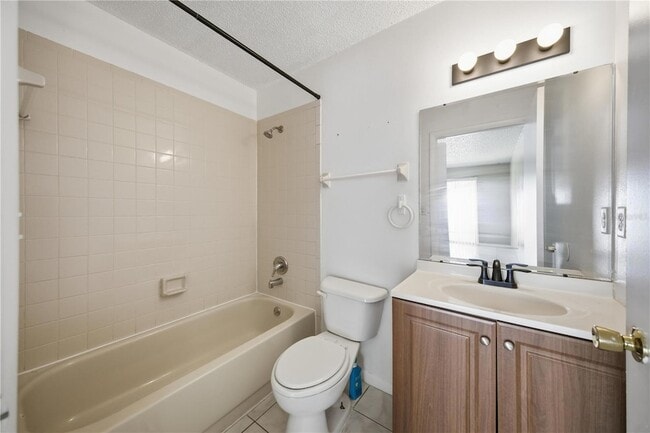 Building Photo - 1836 SW 109th Pl