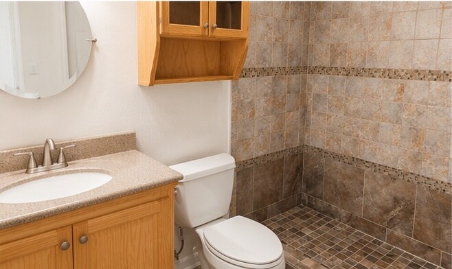 Primary Bathroom - 3322 Crossman St