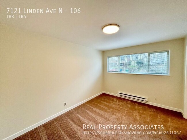 Building Photo - **Recently Renovated** Spacious 1-Bed Clos...