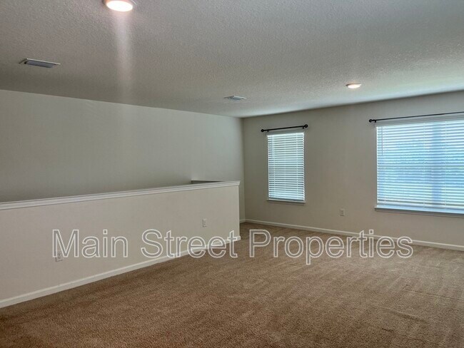 Building Photo - 5862 Blackhorse Cir