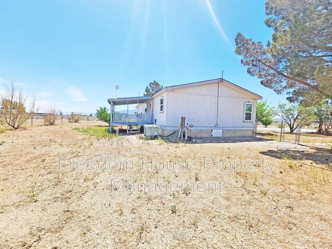 Building Photo - 1781 Baradonna Rd