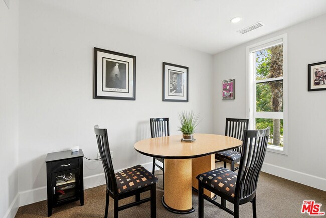 Building Photo - 12775 Bluff Creek Dr