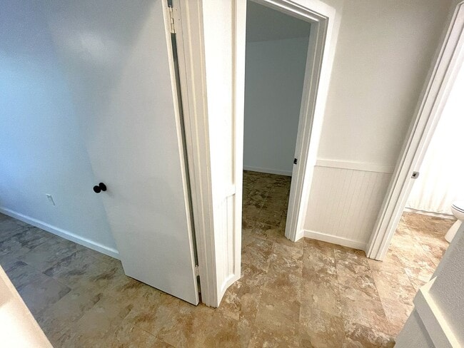 Building Photo - Updated 2-Bedroom Condo in Prime South Kihei Location in Keonekai Villages