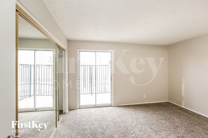Building Photo - 9731 N 56th Dr