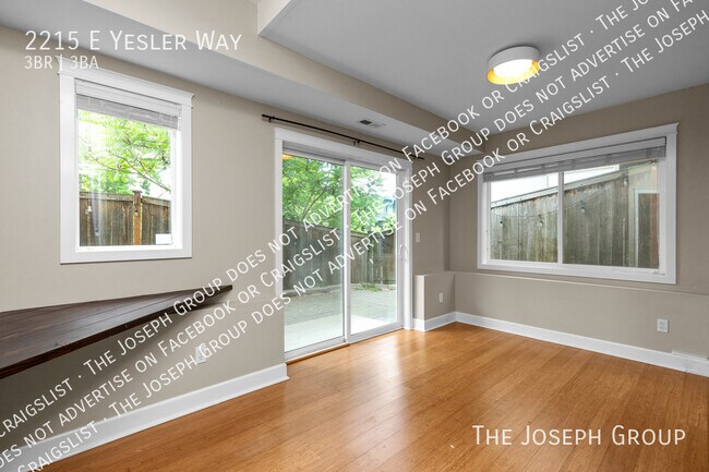 Building Photo - 2215 E Yesler Wy