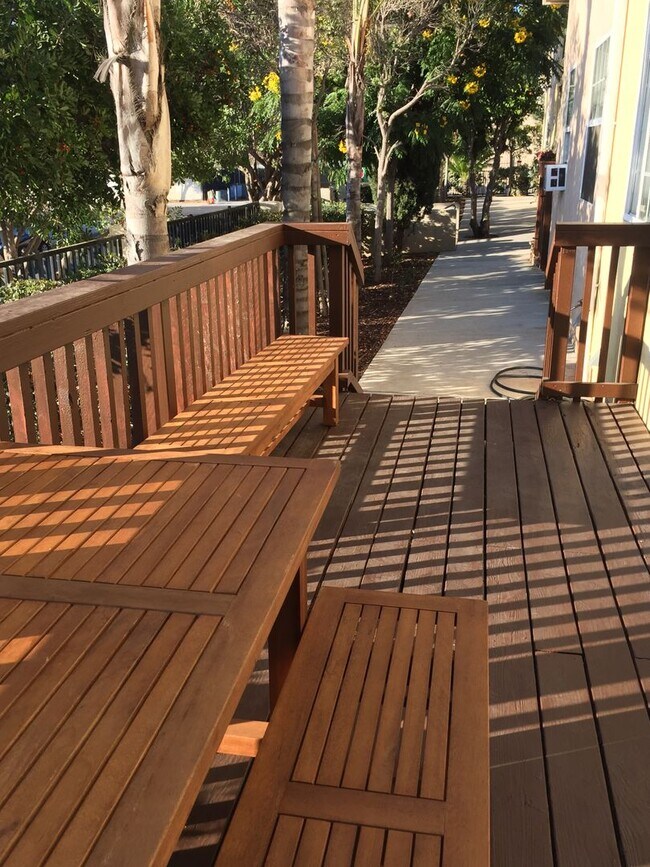 Building Photo - Stunning Duplex with Wrap Around Deck - Available Now