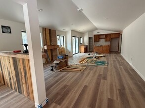 Building Photo - 153550 Little River Loop