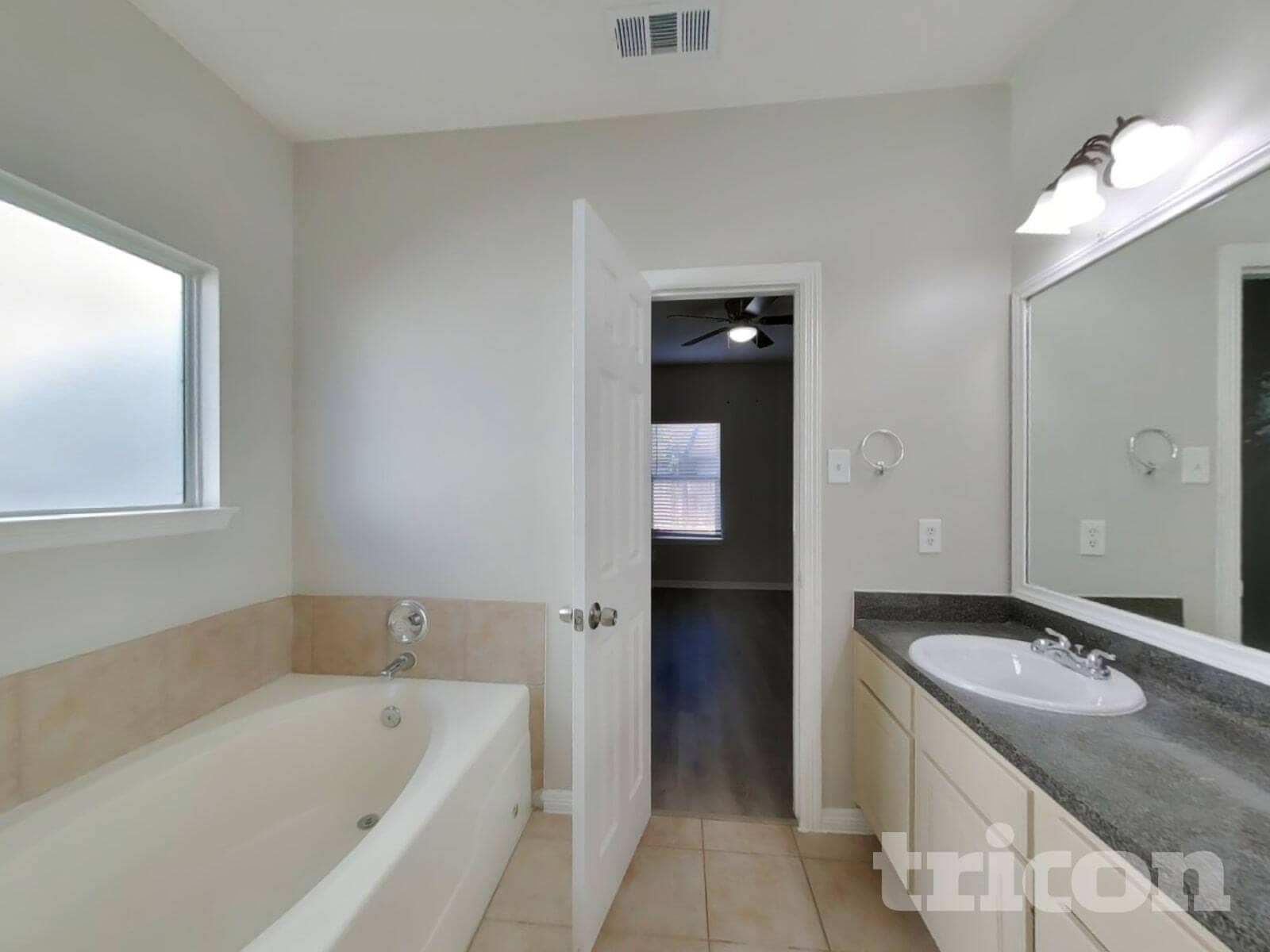 Building Photo - 21214 Peachvine Ln