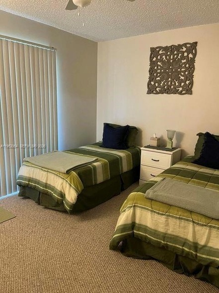 Building Photo - 6327 Chasewood Dr