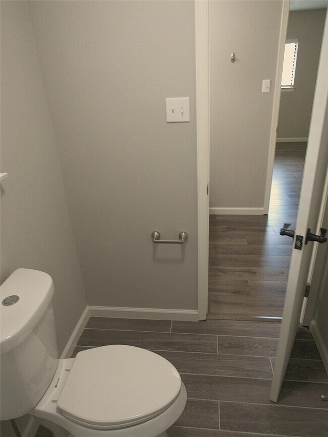 Building Photo - 3311 Golden Willow Dr