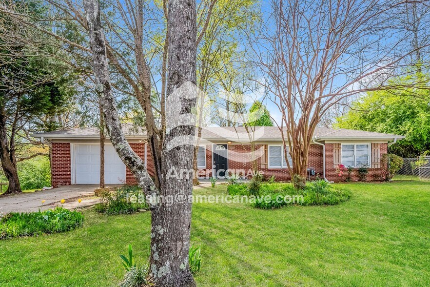 Primary Photo - 487 6th Ave SW