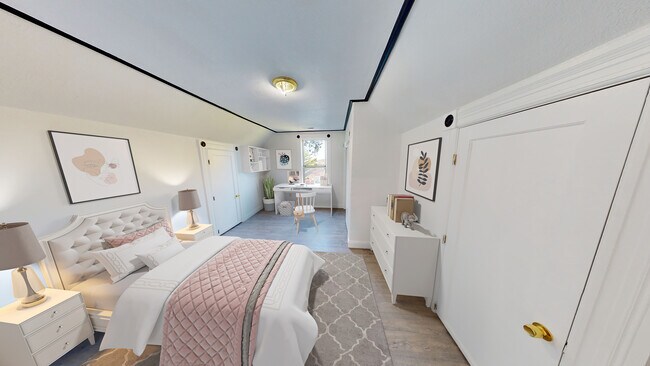 Building Photo - 1239 Haskell St