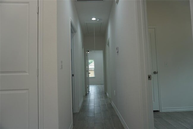 Building Photo - 9765 Black Gum
