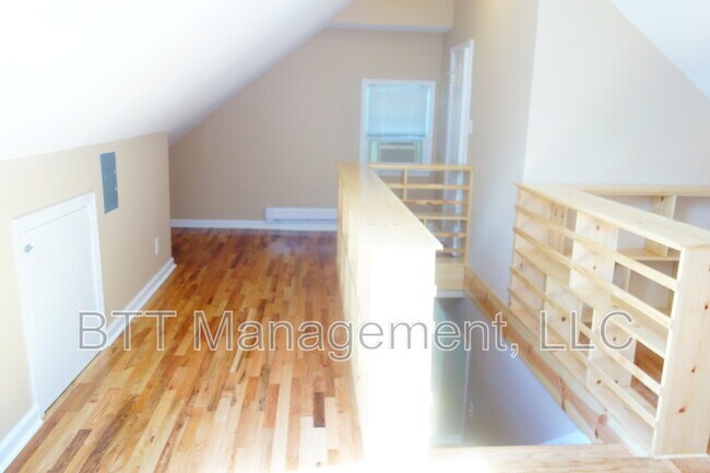 Building Photo - 8401 Flower Ave