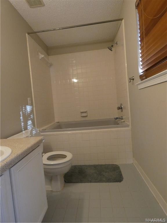 Building Photo - 456 Forest Park Dr