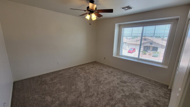 Building Photo - 4437 E Firestone Dr