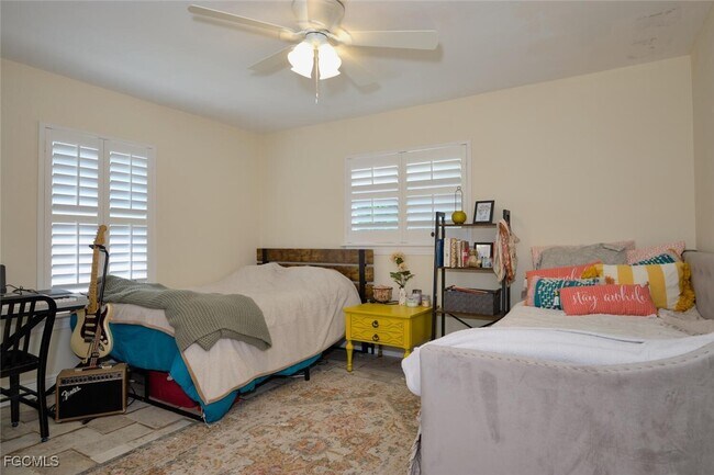 Building Photo - 109 Montrose Dr