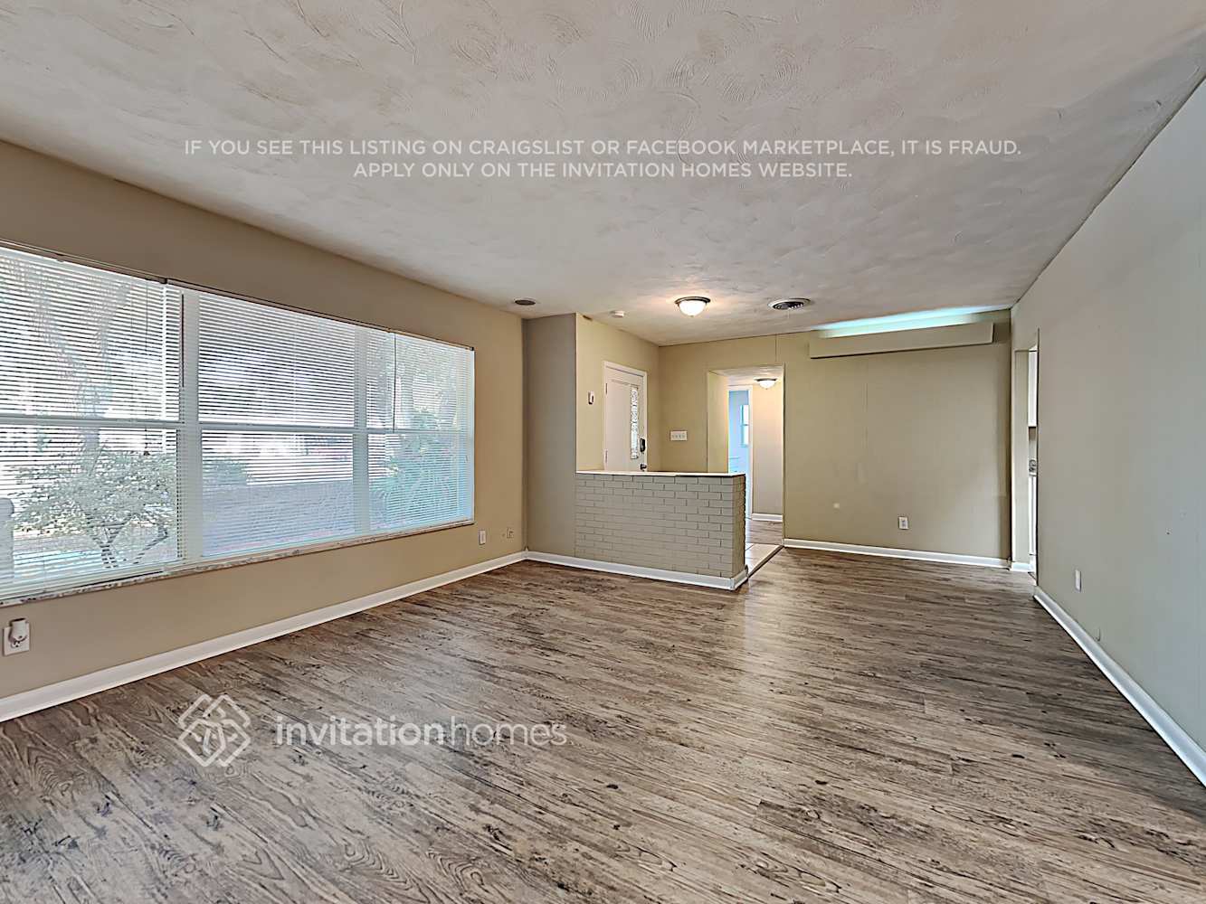 Building Photo - 2332 Harn Blvd
