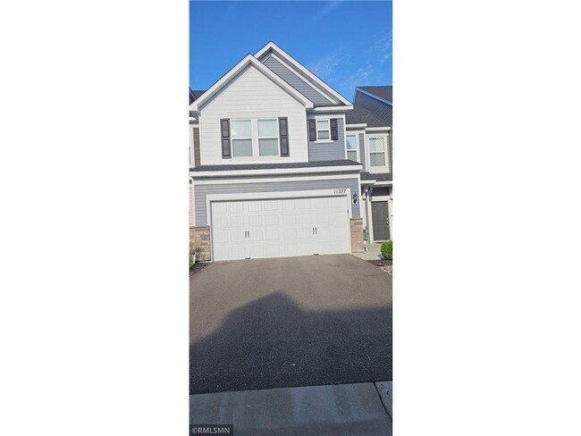 Primary Photo - 11277 Crestbury Dr
