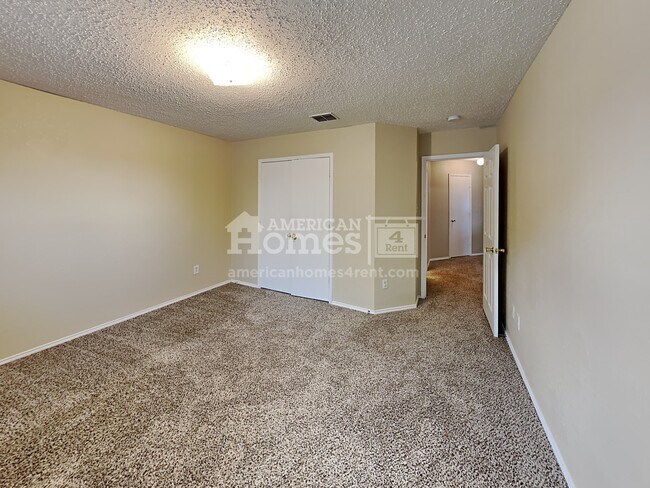 Building Photo - 3875 Steeplechase Drive