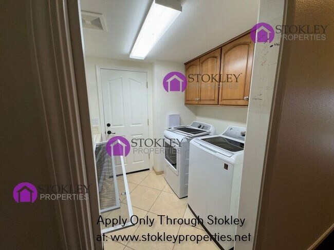 Building Photo - 121 Monte Sereno