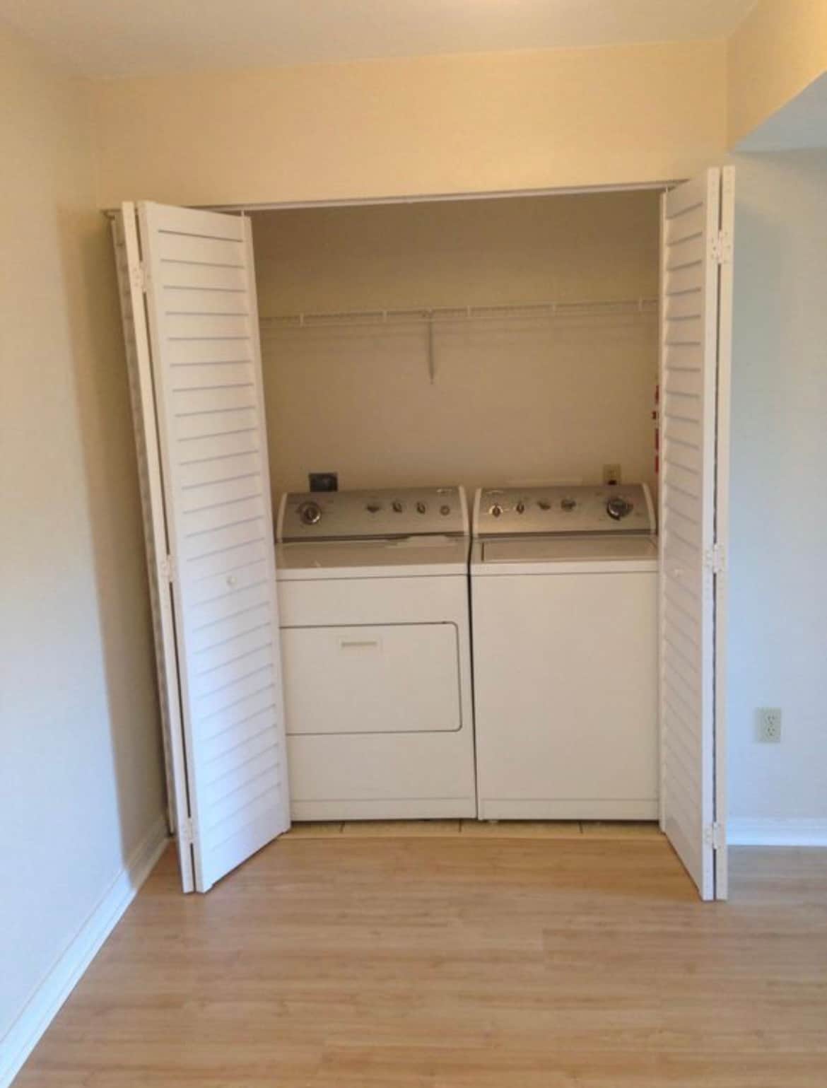 Building Photo - 2360 SW Archer Rd