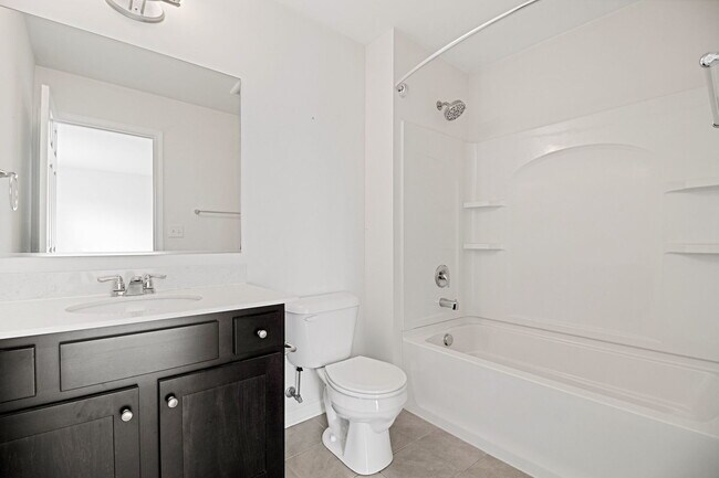 Building Photo - 4426 Monroe Ct