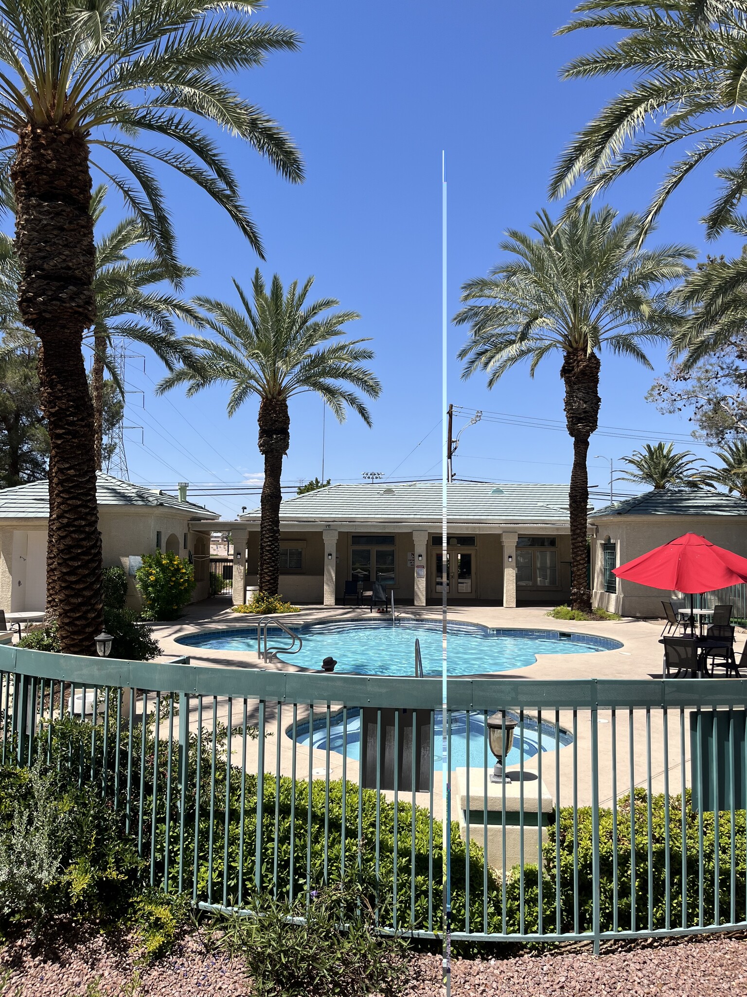 Building Photo - 5155 W Tropicana Ave