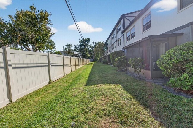 Building Photo - 1146 King Arthur Ct
