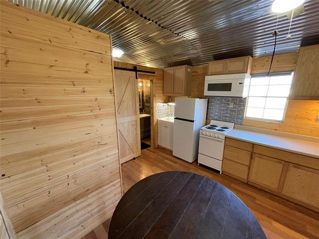 Building Photo - 7911 US-277