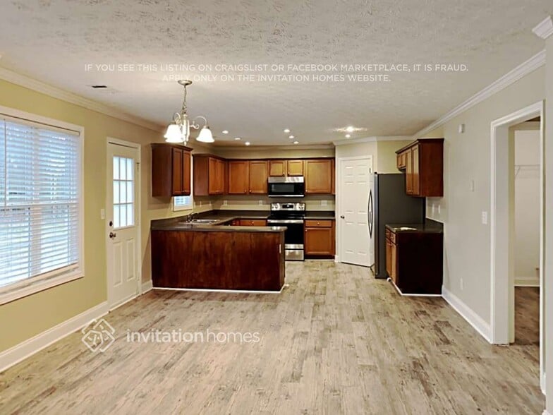 Building Photo - 341 Paper Woods Dr