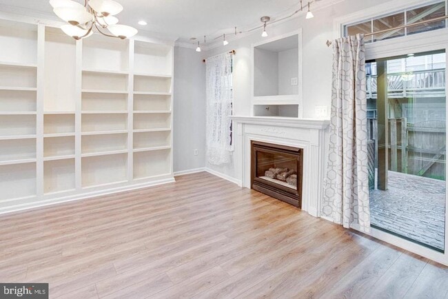 Building Photo - 938 Herons Run Ln