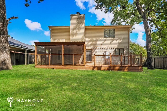 Building Photo - 2024 Northampton Dr