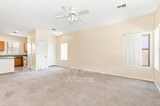 Building Photo - 2807 E Morenci Rd