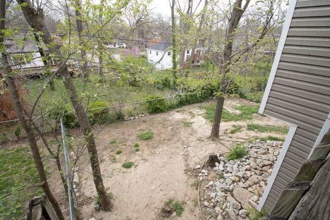 Building Photo - 3616-3618 Sugar Tree Lane
